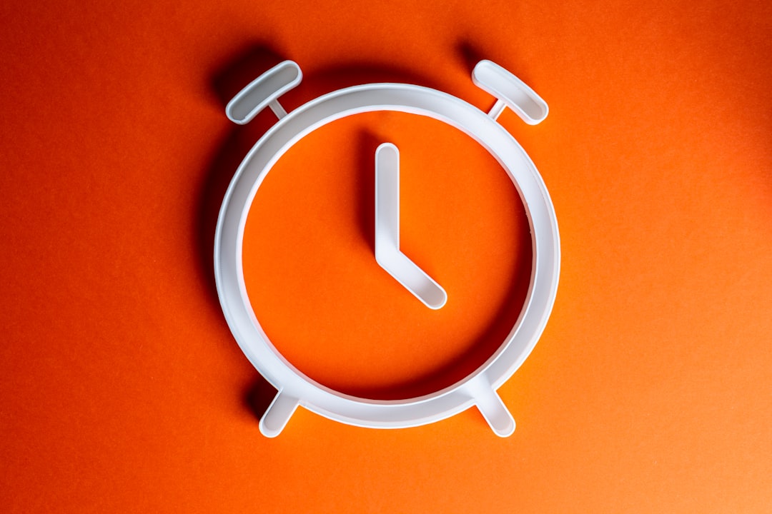 The Smart Traveler’s Guide to Booking Hotels Online: When Timing Equals Savings