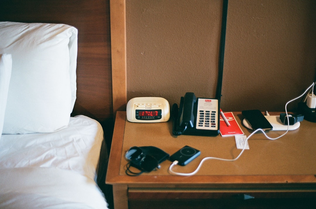 How Dynamic Pricing Affects Hotel Booking Timing: The Modern Traveler’s Strategic Guide