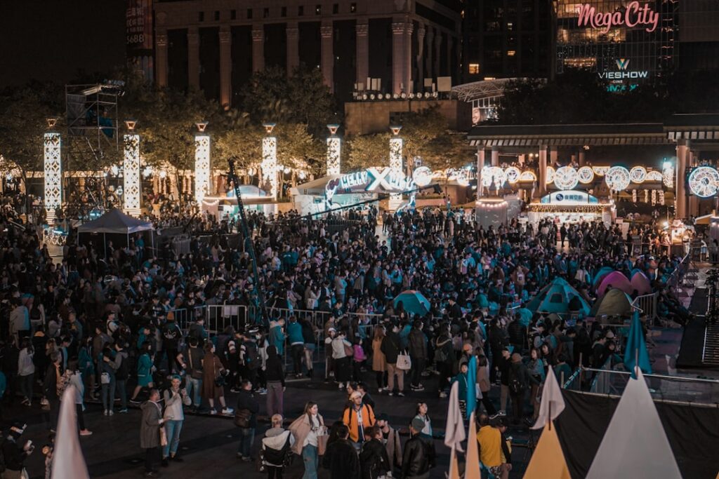 Location Strategy for Festival Accommodations