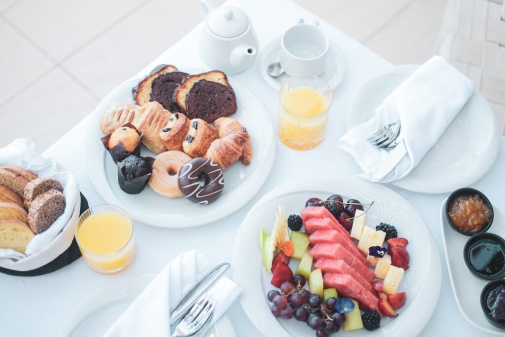 Researching Hotel Food Quality Before Booking
