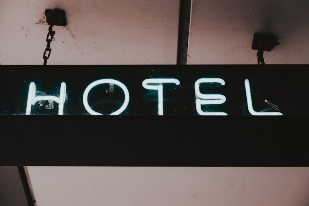 Researching Pet-Friendly Hotel Chains and Independent Properties