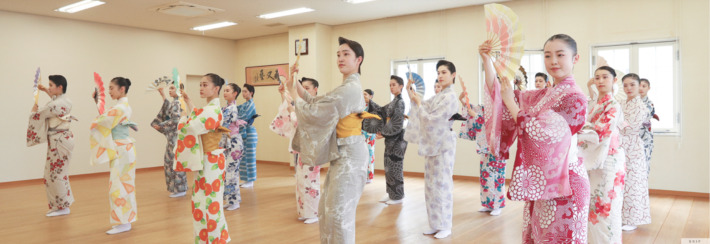 11. Tokyo Takarazuka Theatre: All-Female Revue