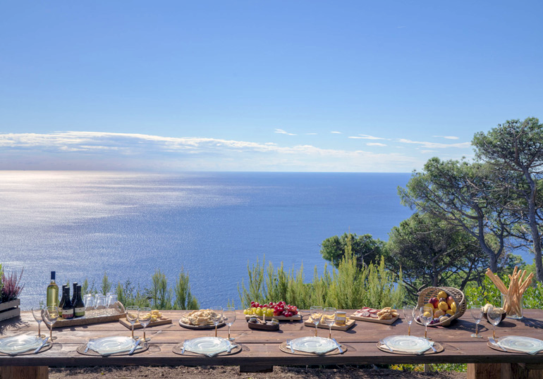 3. Exclusive Amenities and Experiences
