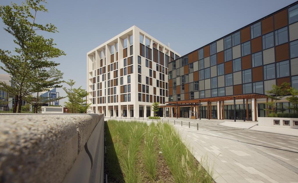 4. Hampton by Hilton Dubai Al Seef