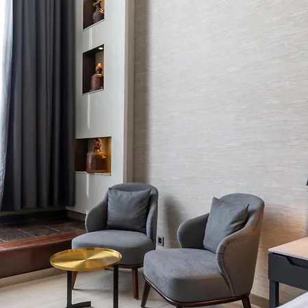 9. Tribe Hotel: Contemporary African Design
