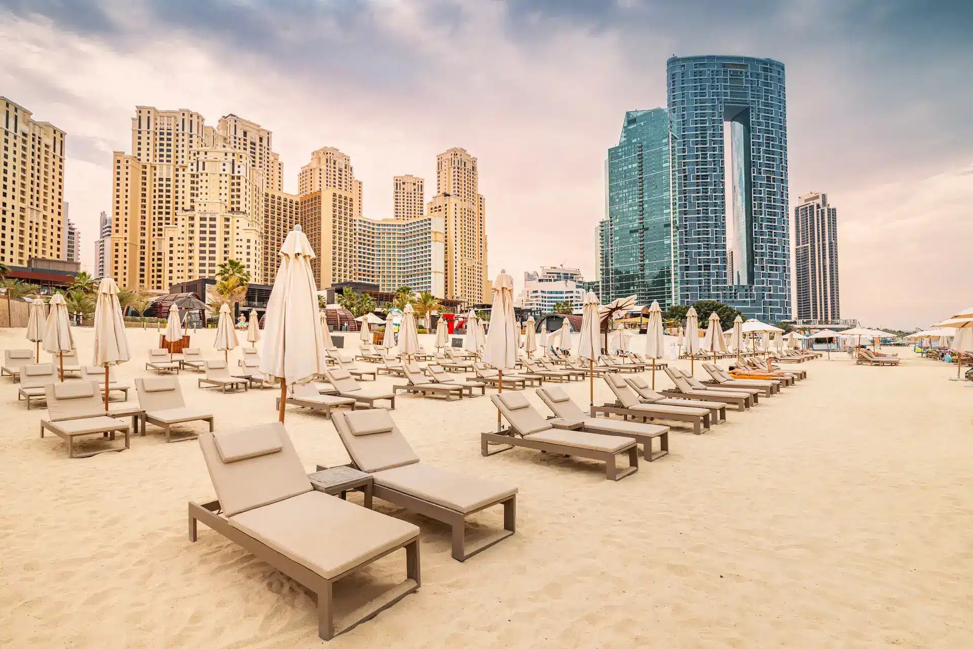 Affordable Stays Near Jumeirah Beach Residence: Where Style Meets Budget in Dubai 2026