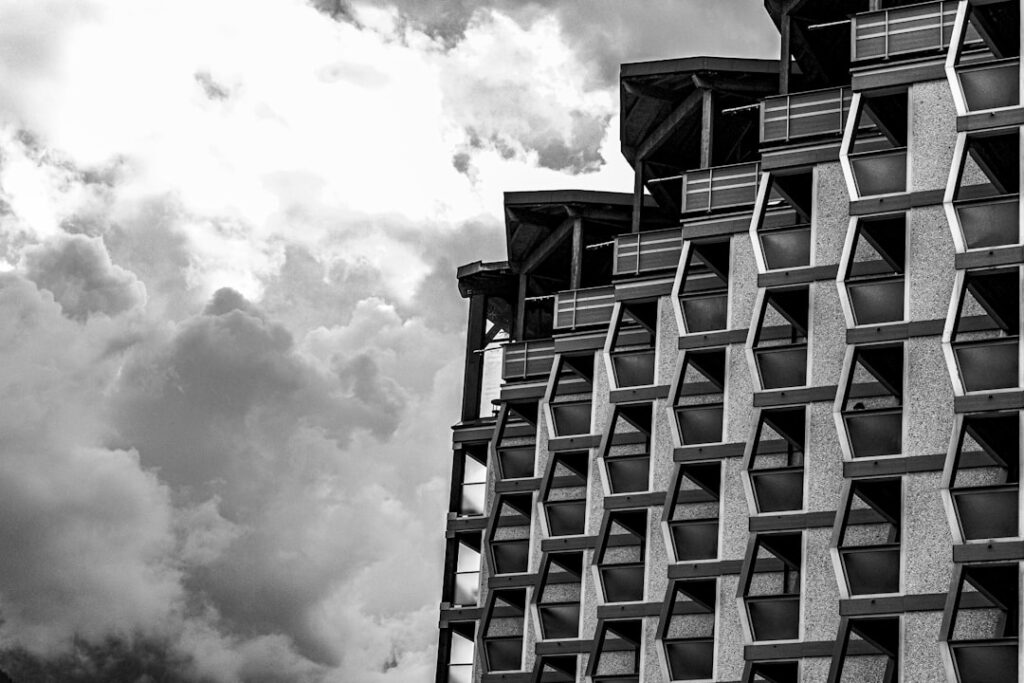 Extreme Weather Events and Price Fluctuations