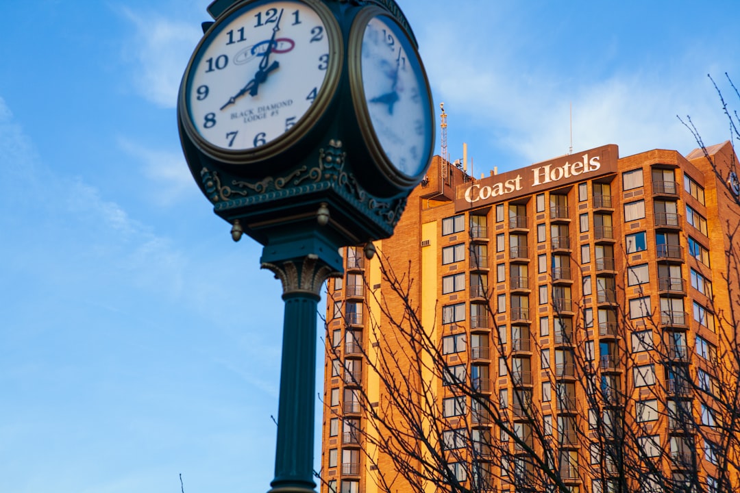 How Hotel Availability Impacts Pricing: The Insider’s Guide to Strategic Booking Timing