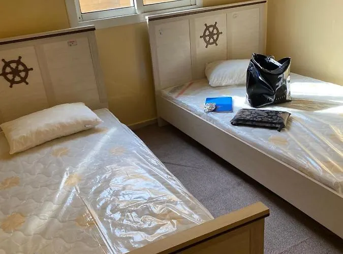 Low-Cost Hotels for Backpackers in Dubai: The Stylish Traveler’s Guide to Affordable Luxury