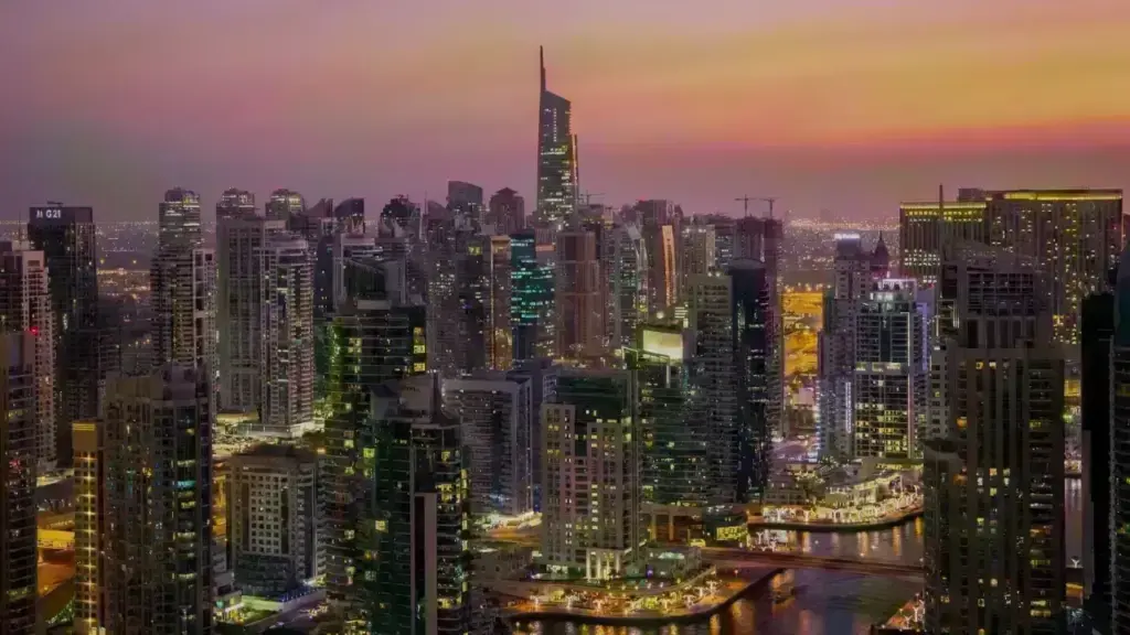 Understanding Dubai's Hotel Pricing Patterns